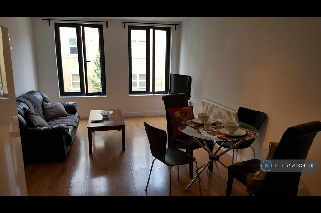 Main image of property: Cannon Street Road, London, E1