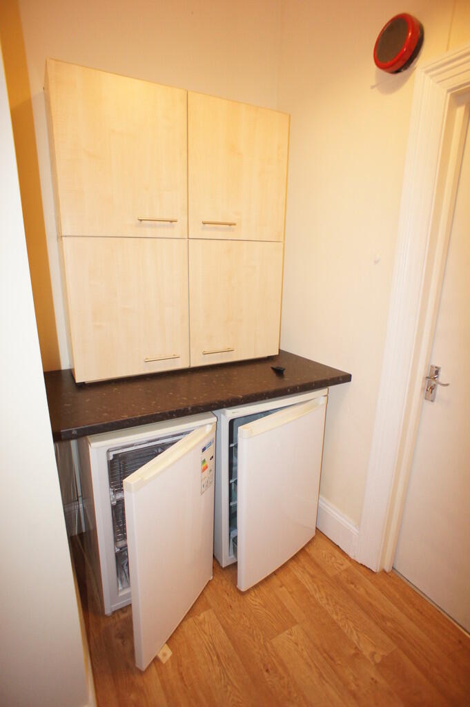 5 bedroom apartment for rent