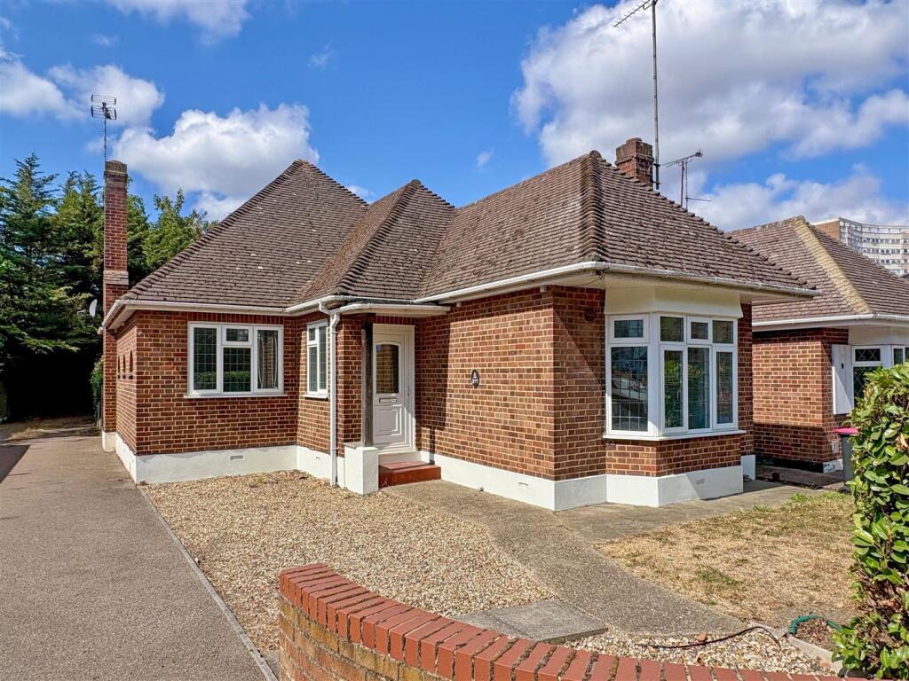 Main image of property: Victoria Avenue, Southend On Sea