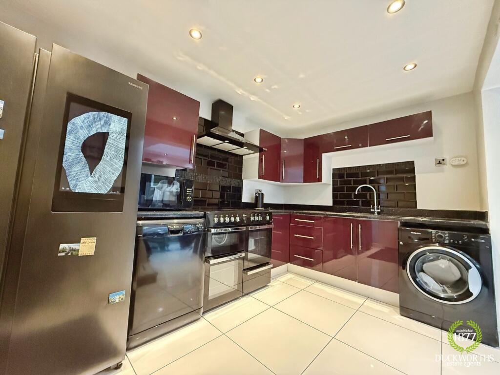 House in Blackburn, Sunnybower - View 3