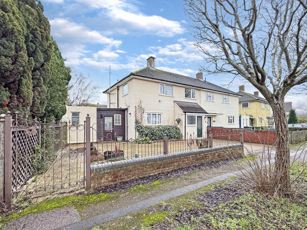 House in Cambridge, Barnwell - View 2