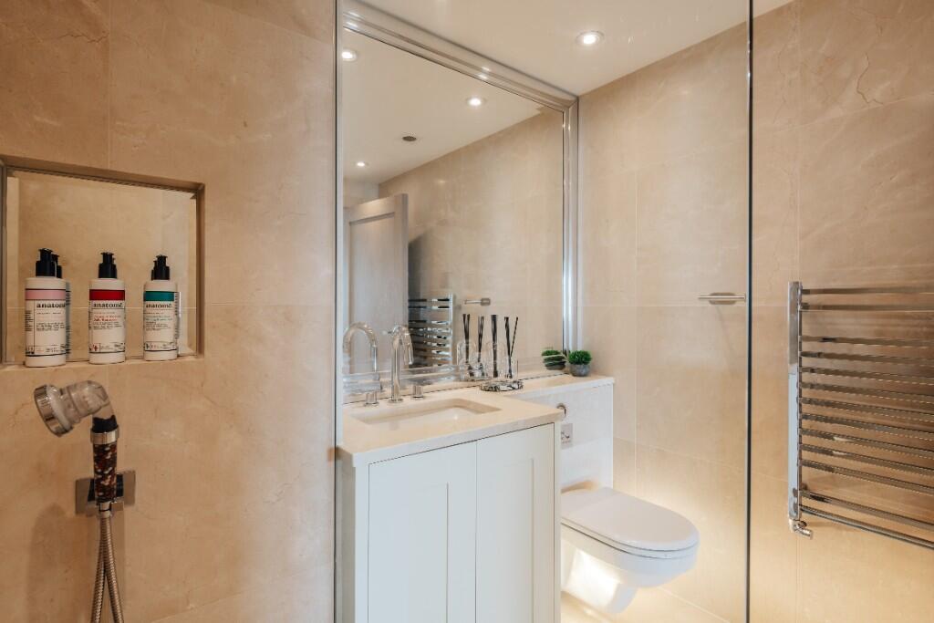 2 bedroom serviced apartment for rent