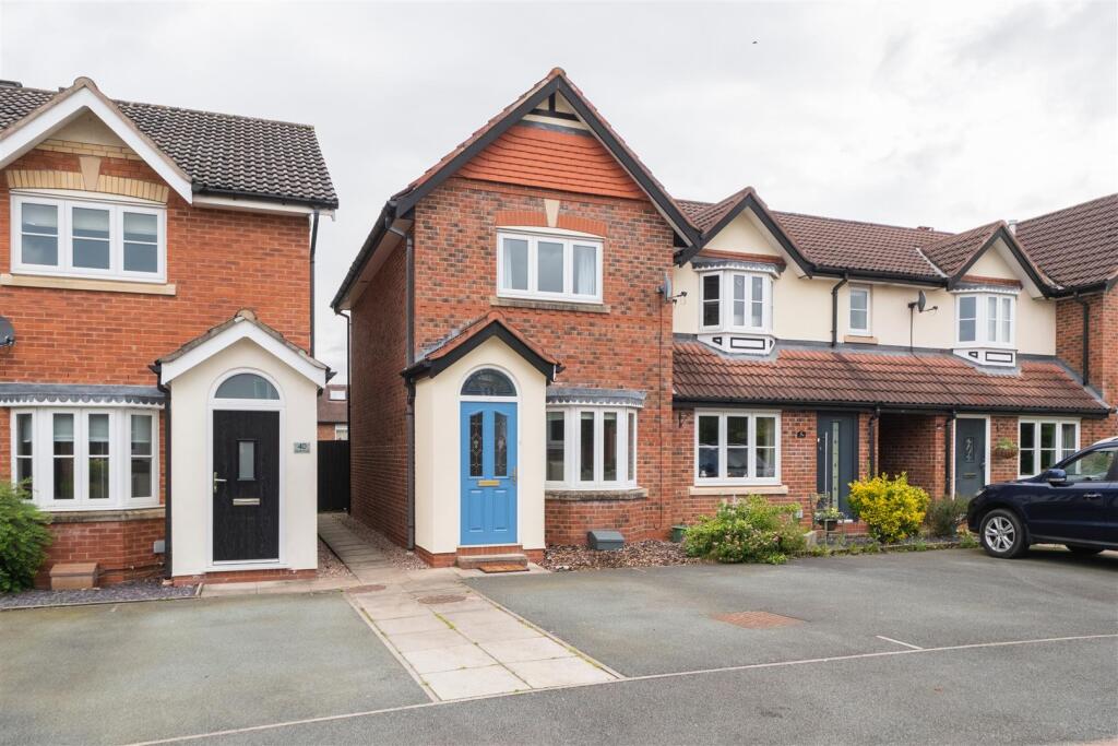 Main image of property: Foxhill Close, Sandiway