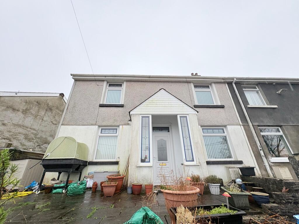 Main image of property: Heol Llwynffynon, Llangeinor, Bridgend