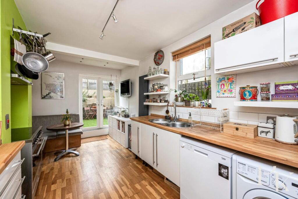 House in Brighton & Hove, Hove - View 3