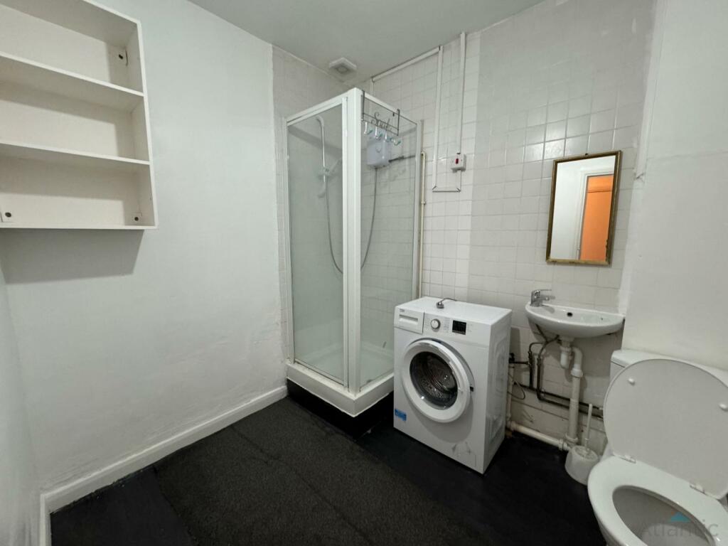 Apartment in London - View 4