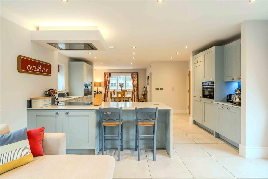 Fereby Close, Chipping Campden, Gloucestershire, GL55 photo 4