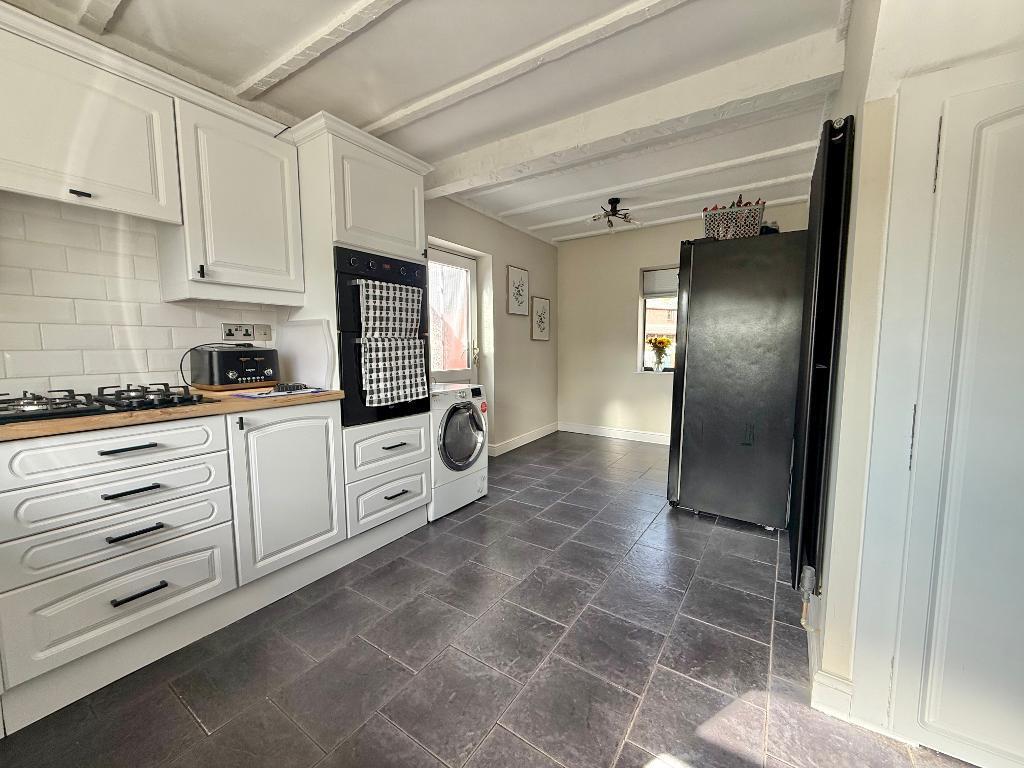 House in Sandwell, West Midlands - View 5