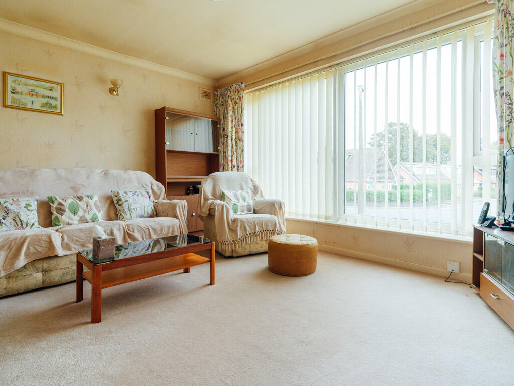 House in Worcester - View 3