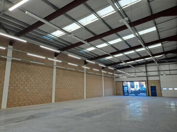 Unit 8 Hedge End interior.jpg