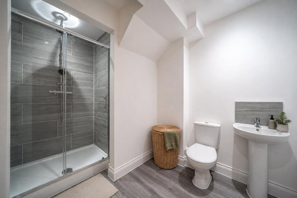 House in Exeter - View 5