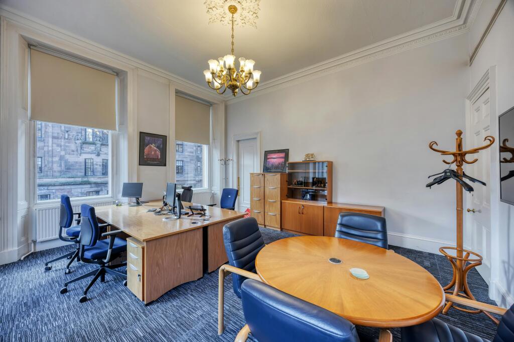 Office Space - 4 Desk
