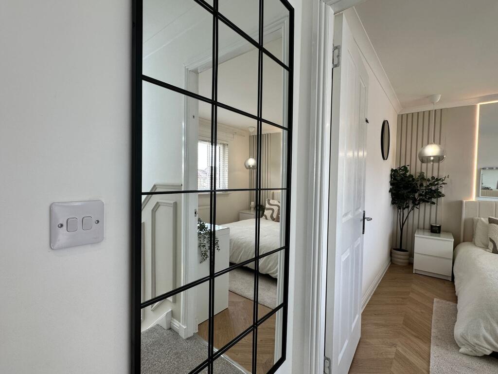 House in Plains, North Lanarkshire - View 3