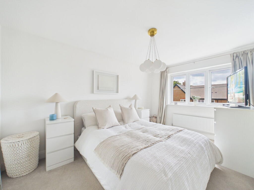 House in Redhill - View 4