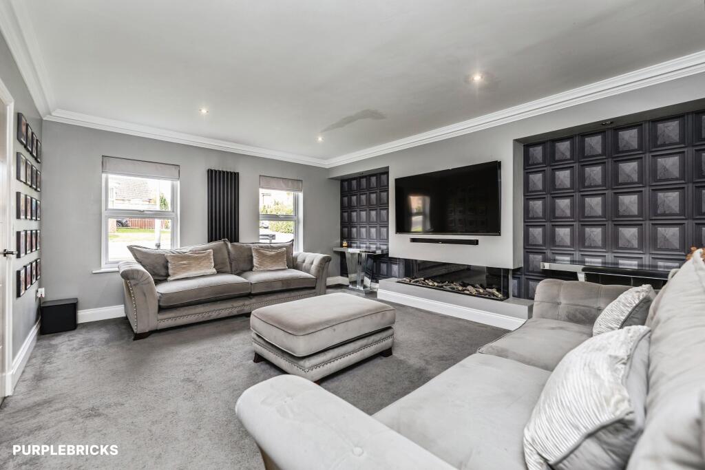House in Wakefield - View 4