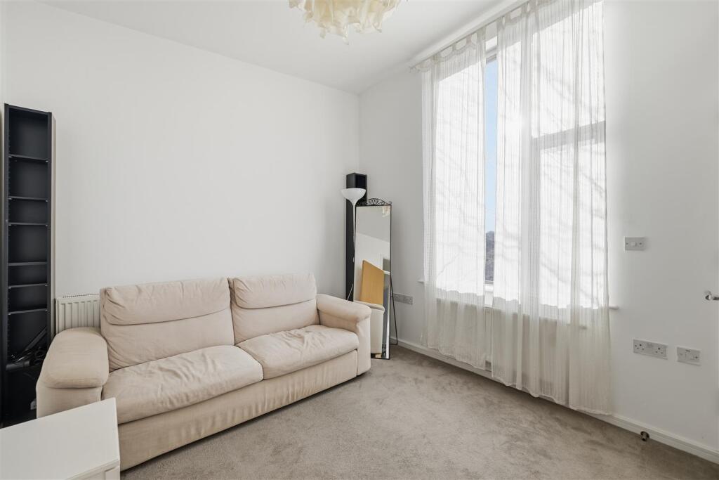 Main image of property: Ashton House, Canning Town, E16
