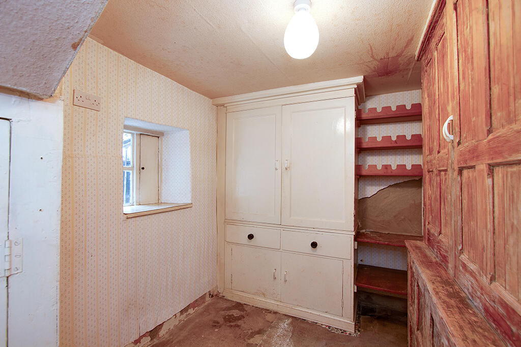 House in Preston - More