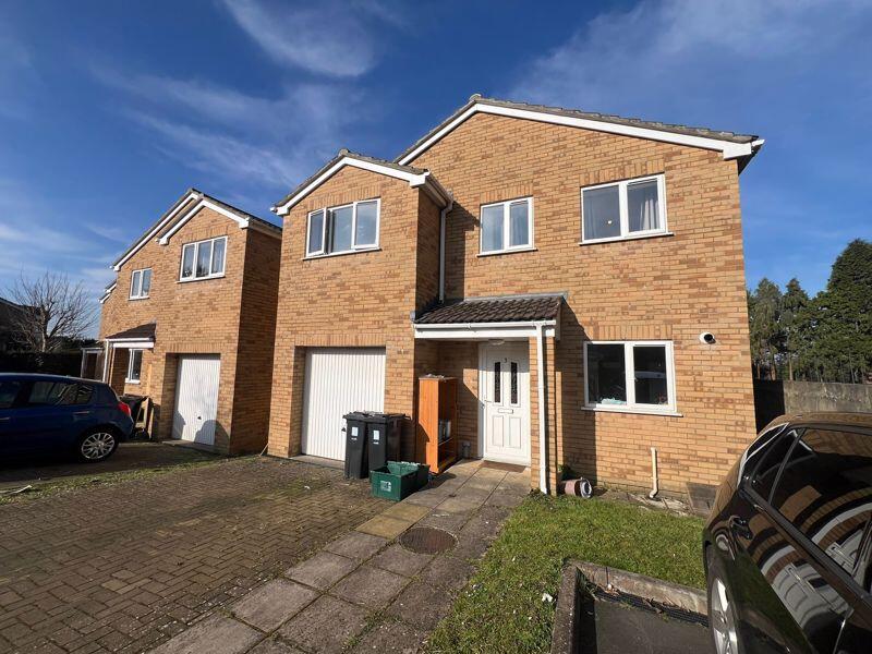 5 bedroom detached house for rent