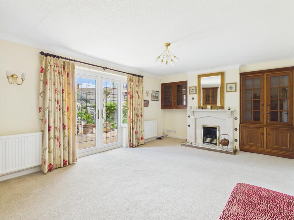 St. Thomas Road, Brafield On The Green, NN7 1BZ photo 3
