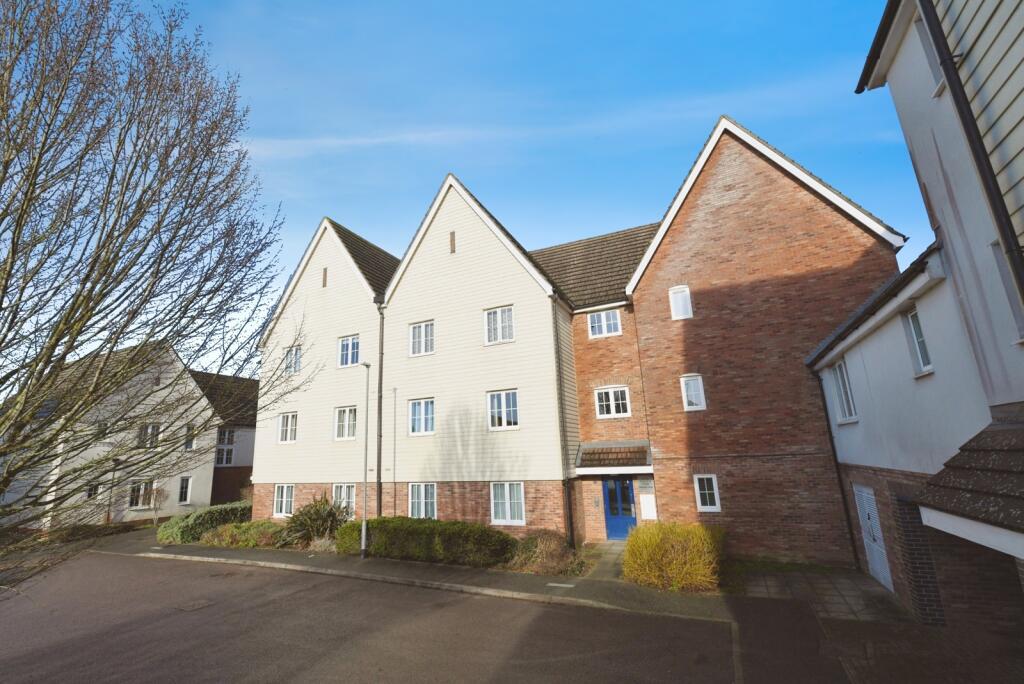 Main image of property: Mortymer Close, Little Canfield, Dunmow, Essex, CM6