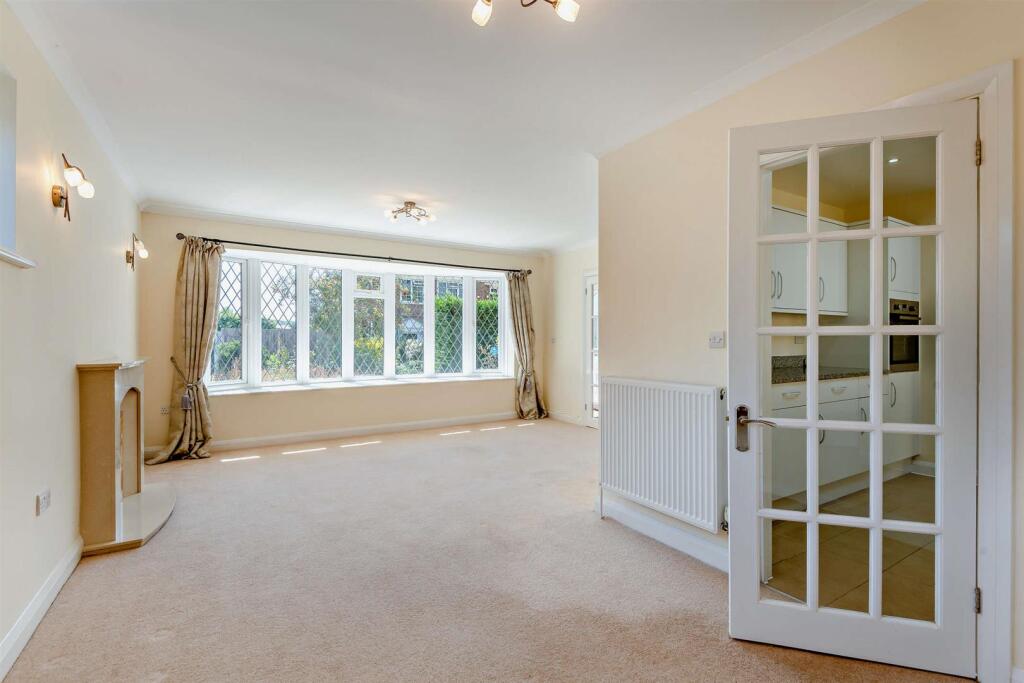 House in Maidstone, Bearsted - More