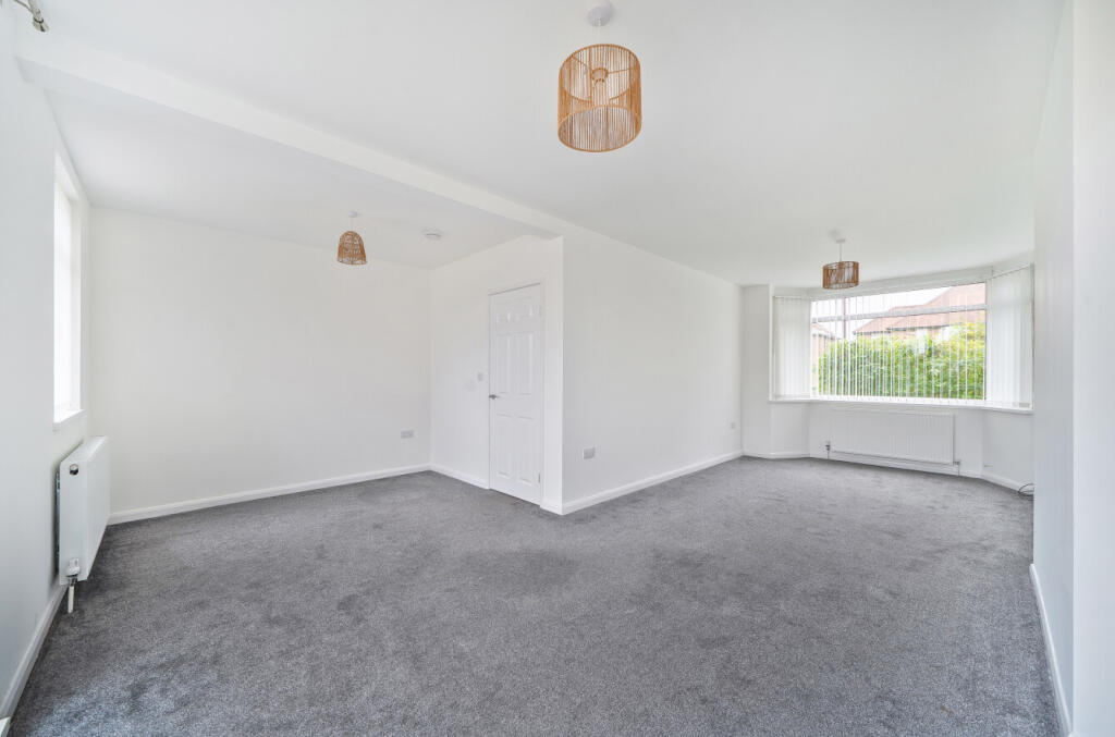 House in Hull - View 2