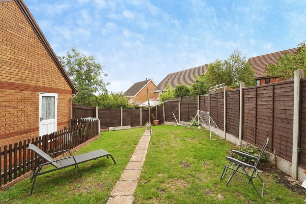 House in Worcester, Warndon - More