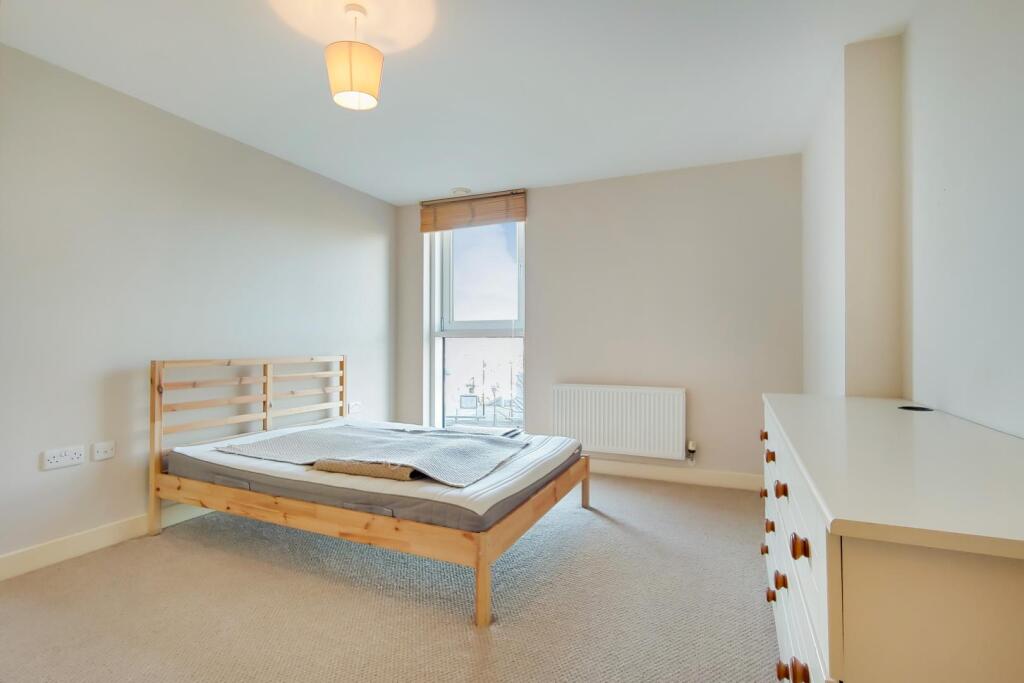 Apartment in London - View 4