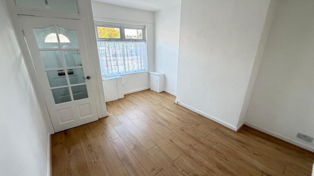 House in Sefton, Liverpool City Region - View 4