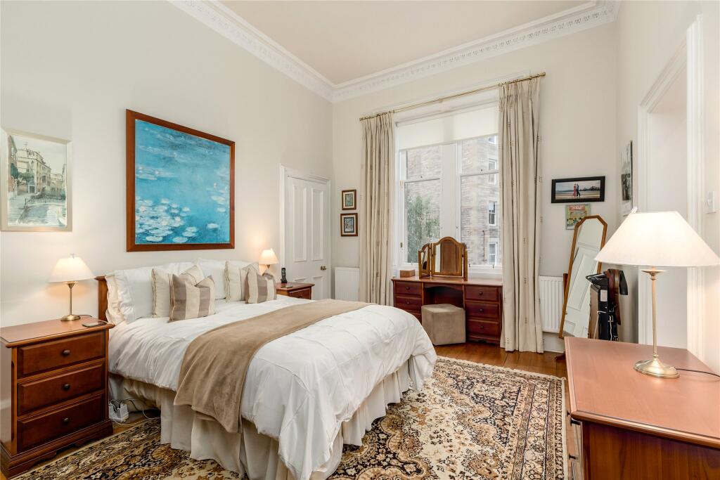 Apartment in Edinburgh - View 5
