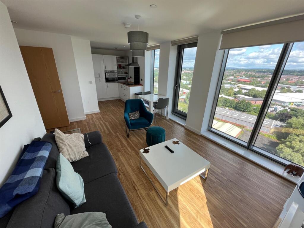 Apartment in Manchester - View 4