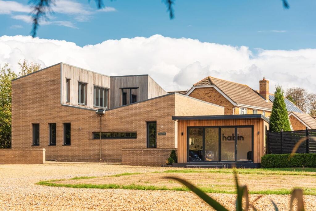 House in St Neots, Eaton Ford - View 2