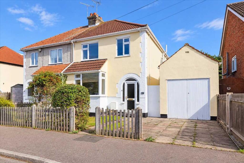 Main image of property: Melbourne Road, Clacton on Sea