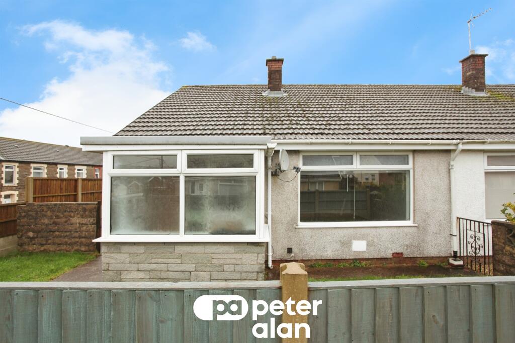 Main image of property: Shirdale Close, Maesycwmmer, Hengoed