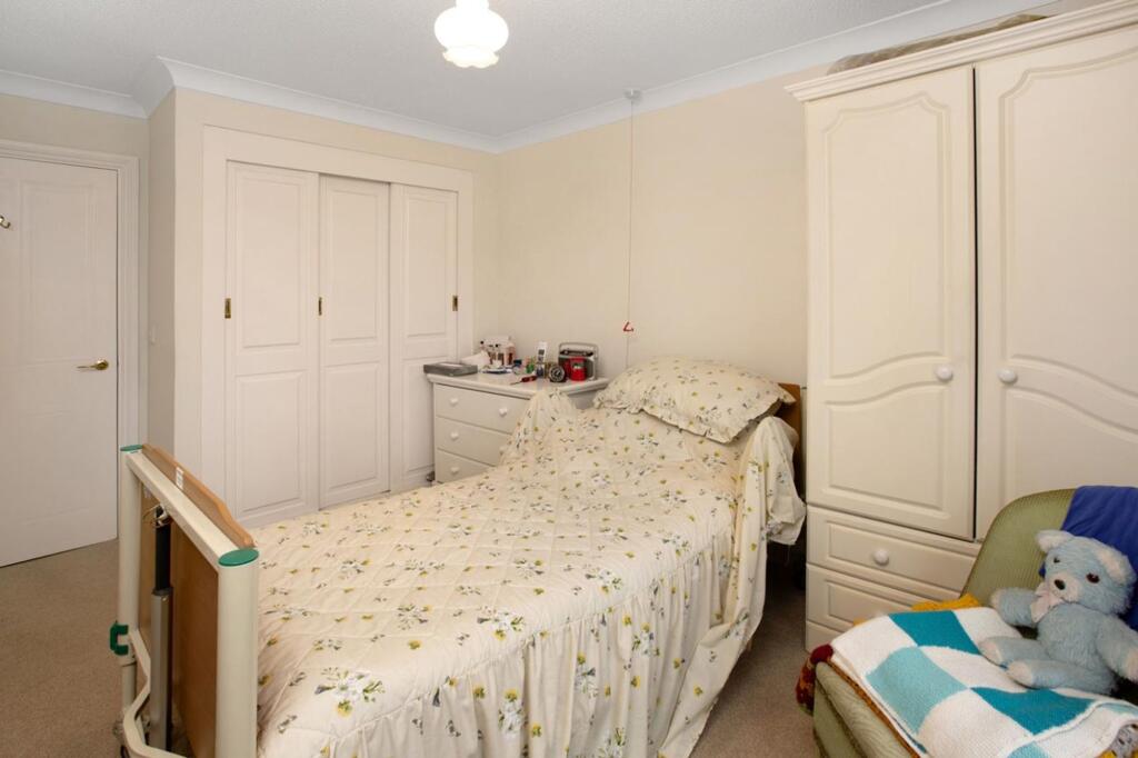 Apartment in Torquay - View 4