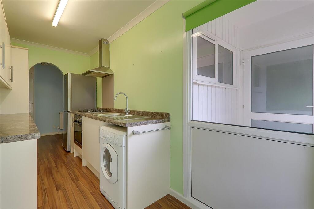 Apartment in Brighton - View 5