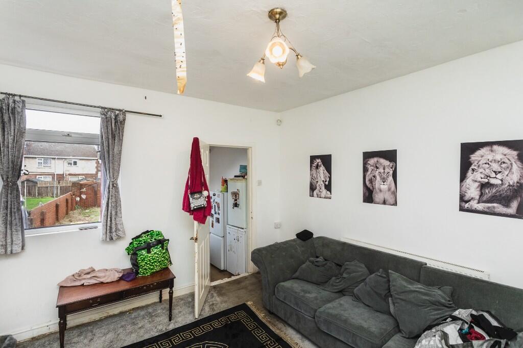 41, Princes Crescent photo 3