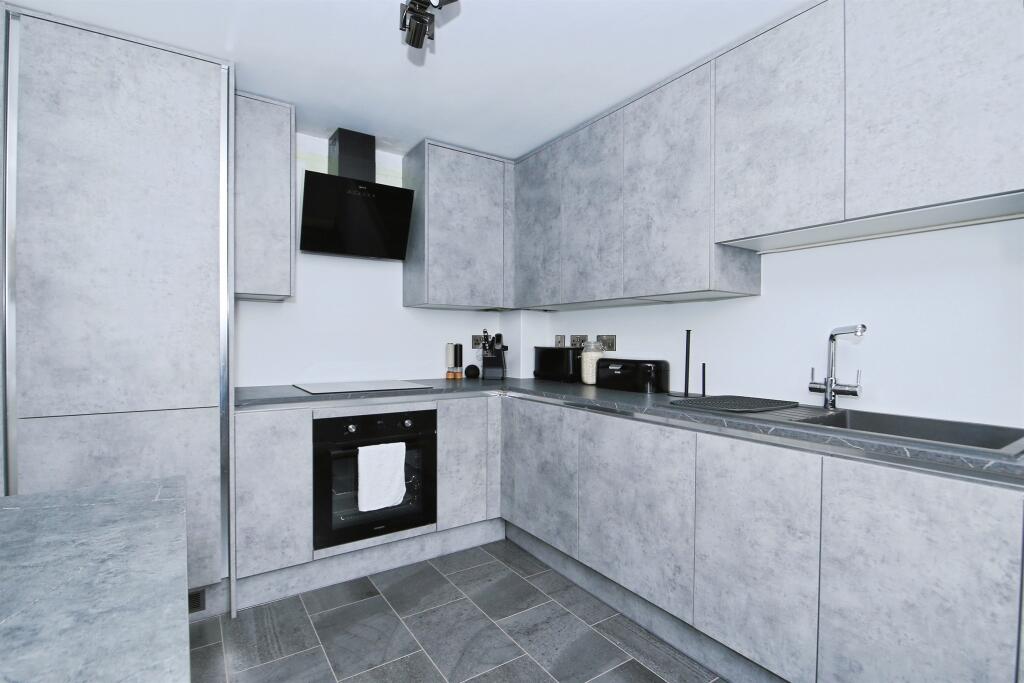 House in Huntingdonshire, Yaxley - View 2