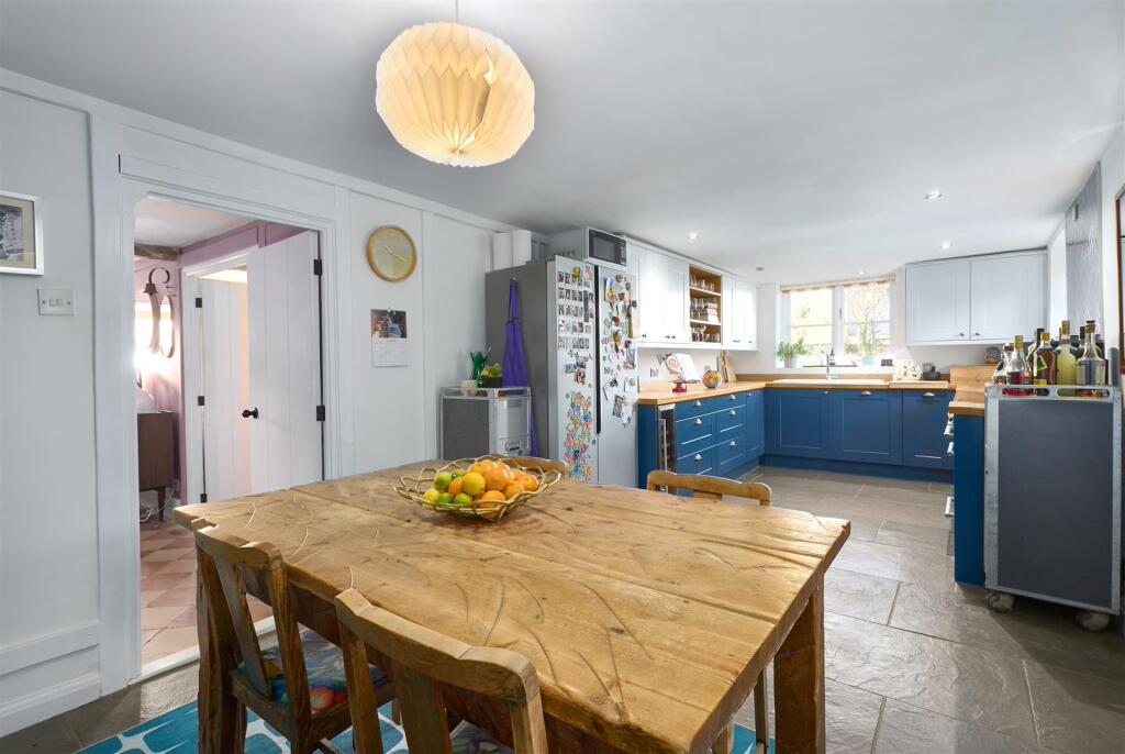 West Church Street, Keninghall NR16 2EN photo 3