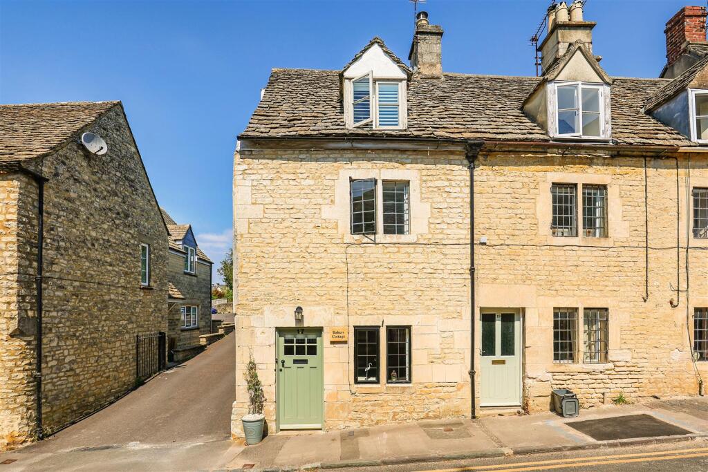 Main image of property: Tetbury Street, Minchinhampton, Stroud