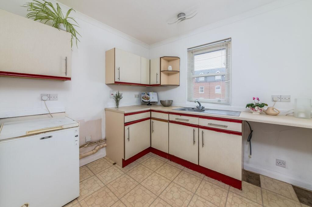 Apartment in Vale of White Horse, Abingdon on Thames - View 3
