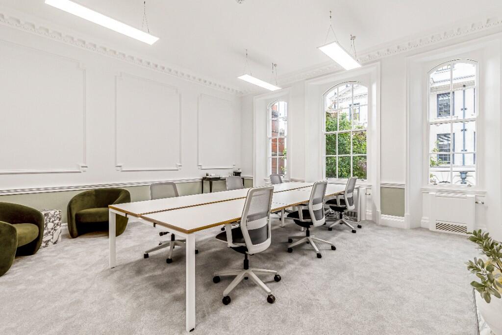 Main image of property: 41 Devonshire Street, London, W1G