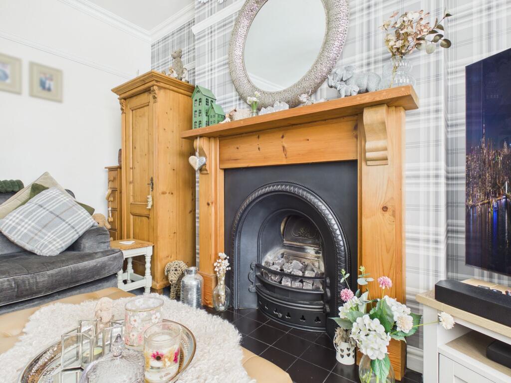 House in Ashfield, Sutton in Ashfield, Nottinghamshire - View 3