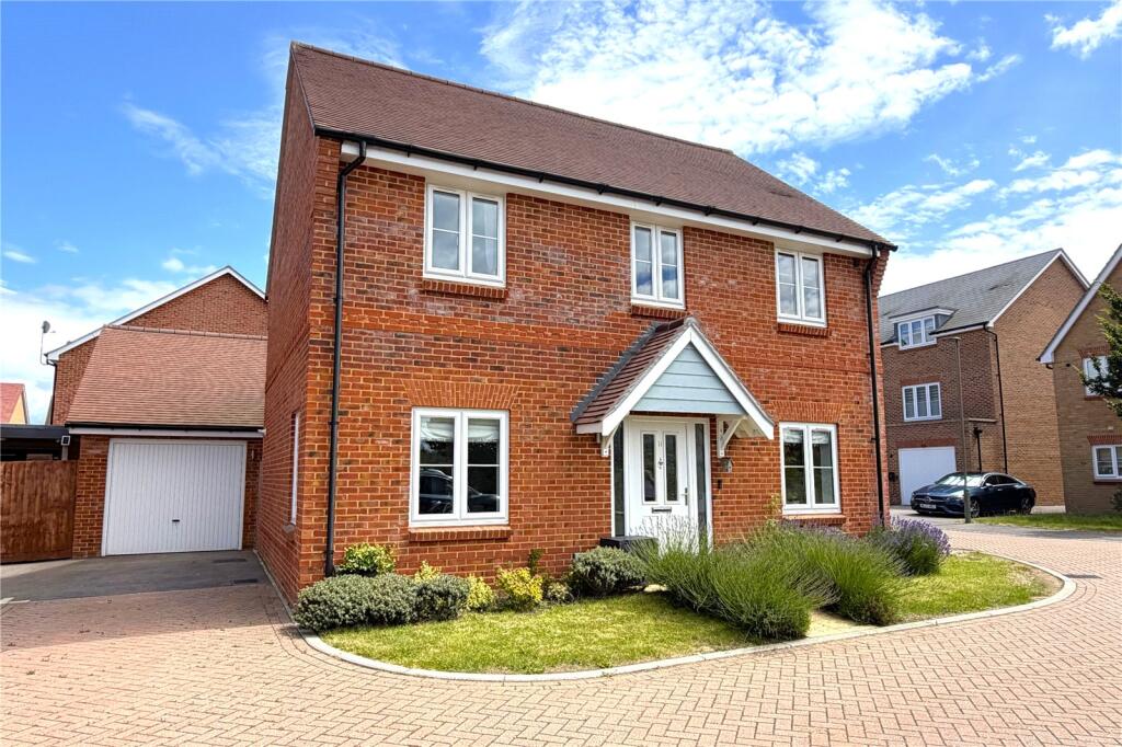 House in Guildford, Ash