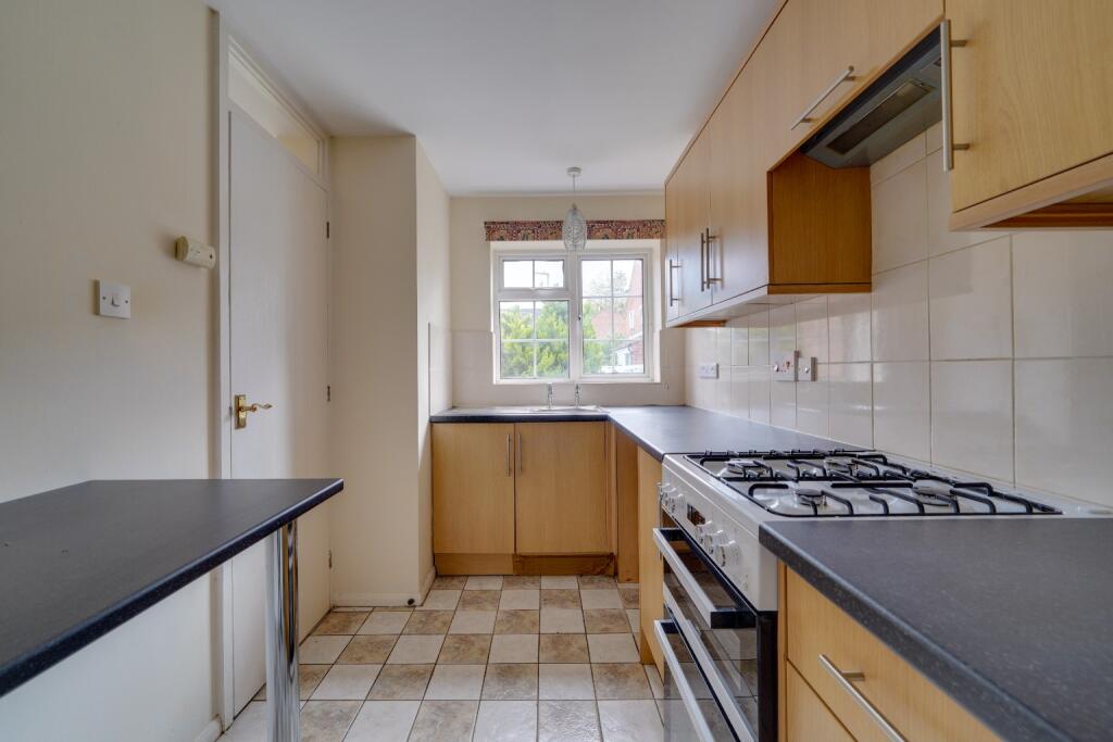 Maytrees, St. Ives, Cambridgeshire, PE27 5WZ photo 3