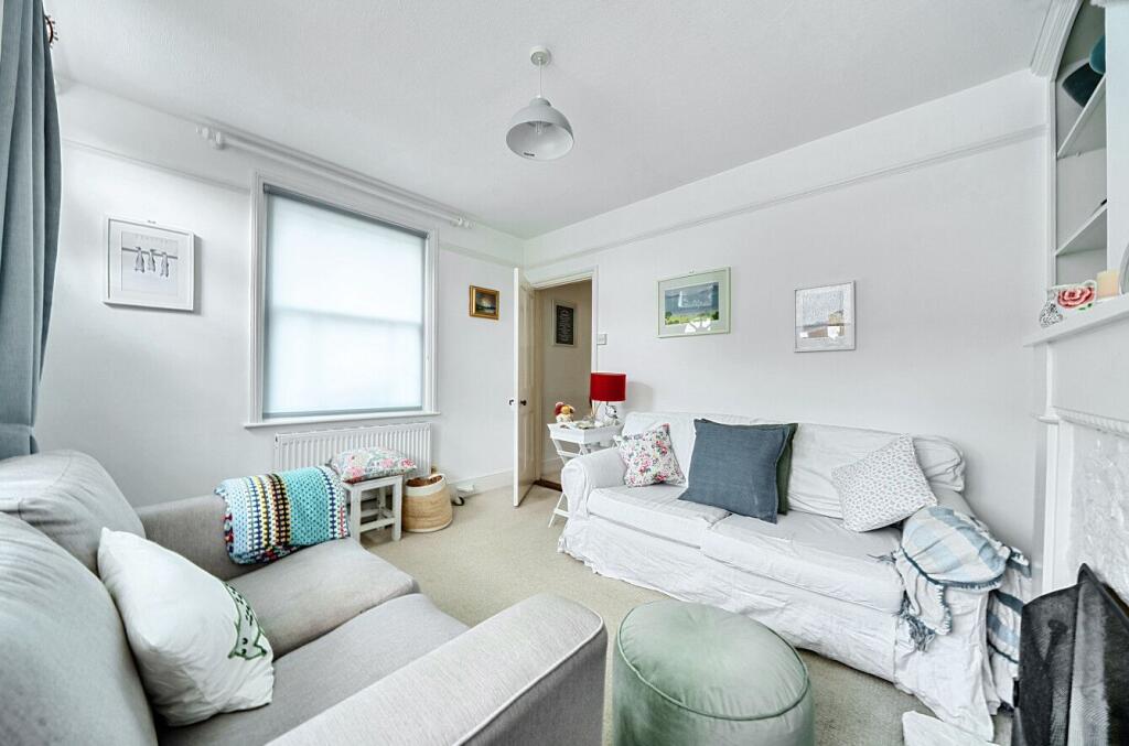 House in Tonbridge - View 4
