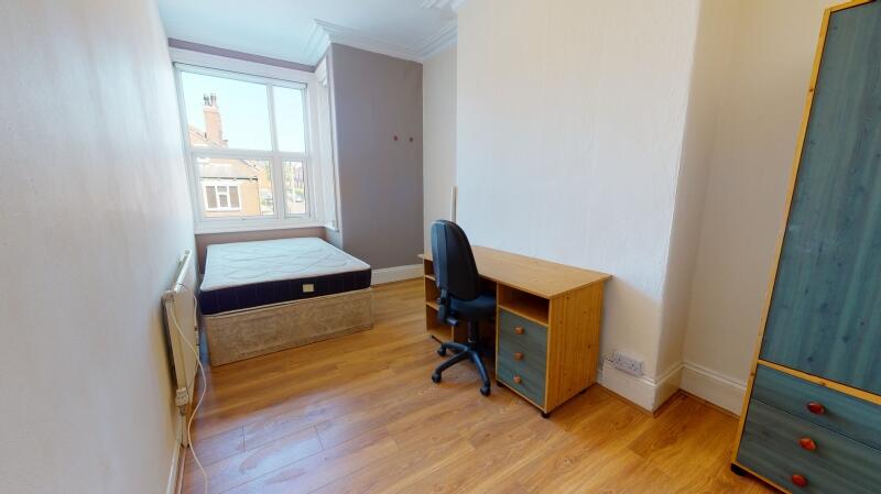 Brudenell Road, Hyde Park, Leeds – pohled 4