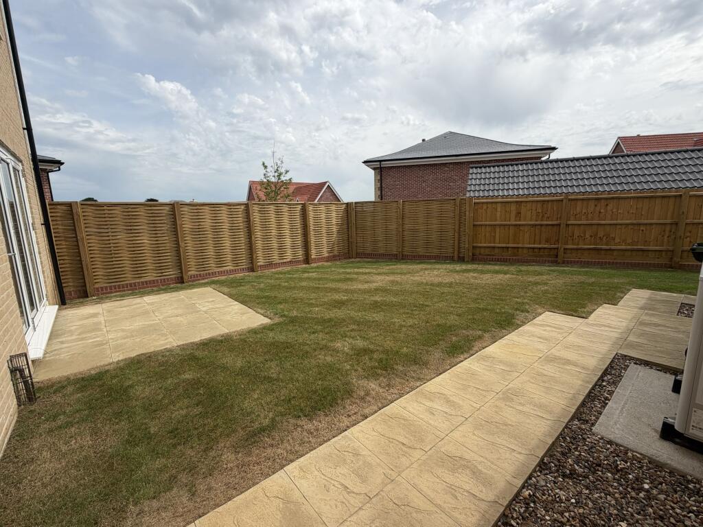 Ethelwold Drive, Wickham Market, Woodbridge photo 4