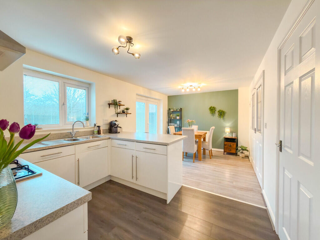 Bancroft Drive, Ingleby Barwick photo 3