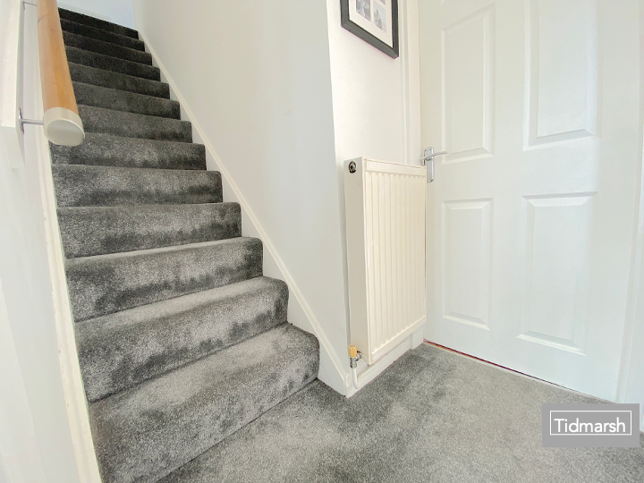 37 Stretton Gardens, Codsall WV8 1AL photo 2